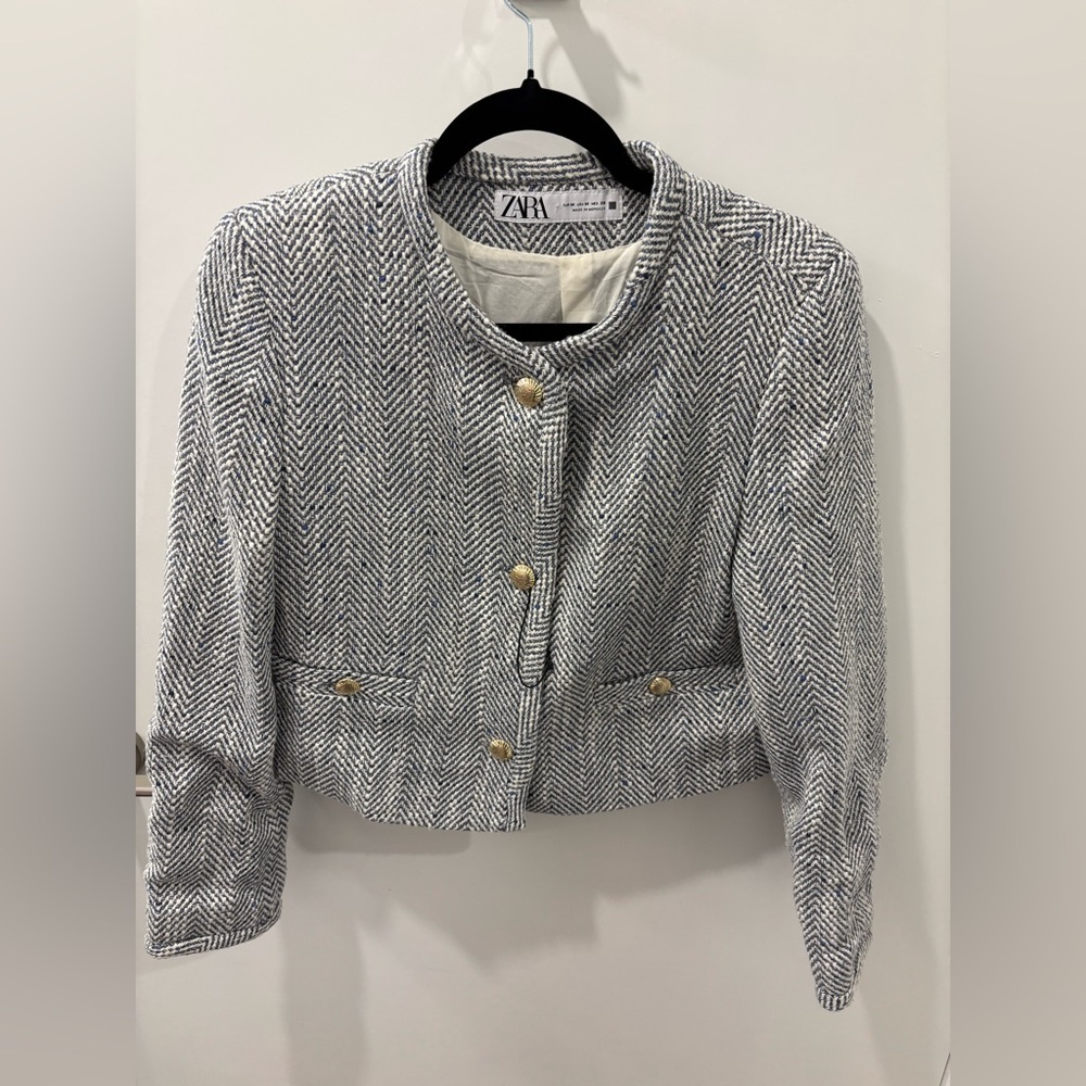 Brand New Zara cute Blazer – Size Medium ( no tag )